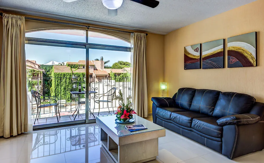 Suites Corazon Playa del Carmen 3*,